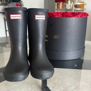 Hunter Matte Black Kids Rain Boots with Red Logo Trim